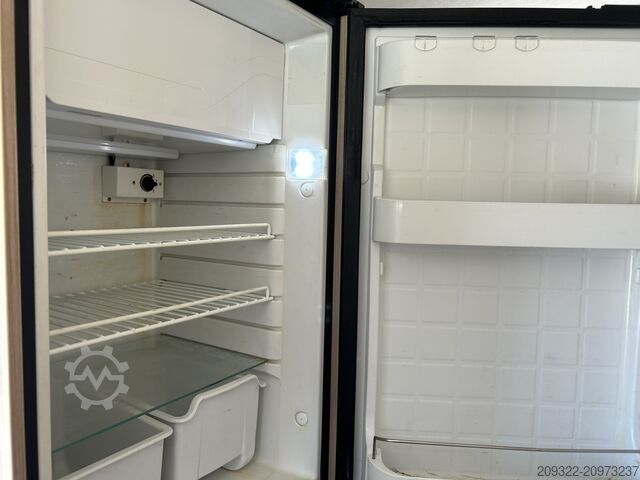 Caravan/camper Fiat Weinsberg CaraBus 600 K | 4 posti letto | Completamente equipaggiato