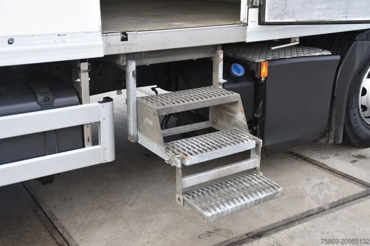 Refrigerated/frozen transport Scania P280 4x2LB + THERMO KING T-800R BI-TEMP/SLIDING...