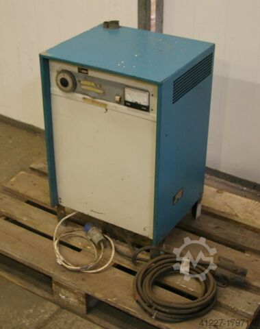 Ladegerät für Stapler WEKA TBE 24/64