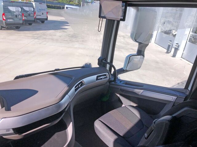Standard-SZM DAF XF 480 FT - 4x2 - ST870 - TraXon - ADR AT+FL+EX...