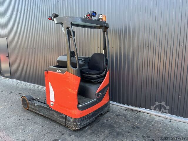 Schubmaststapler Linde R20HD-01