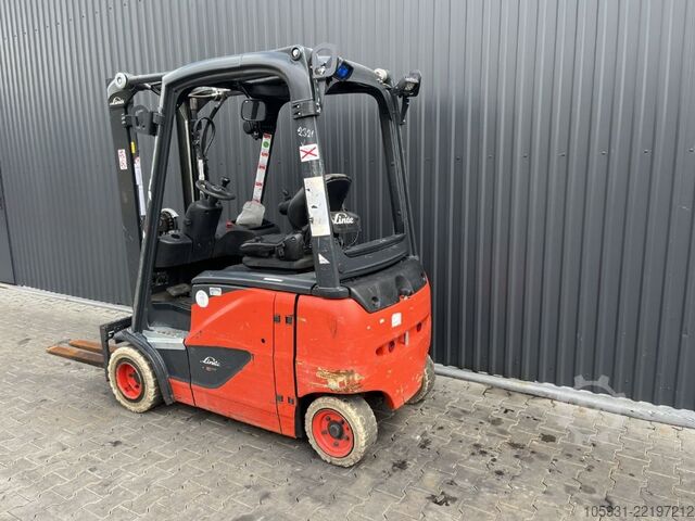 Treibgasstapler Linde E18PH-02
