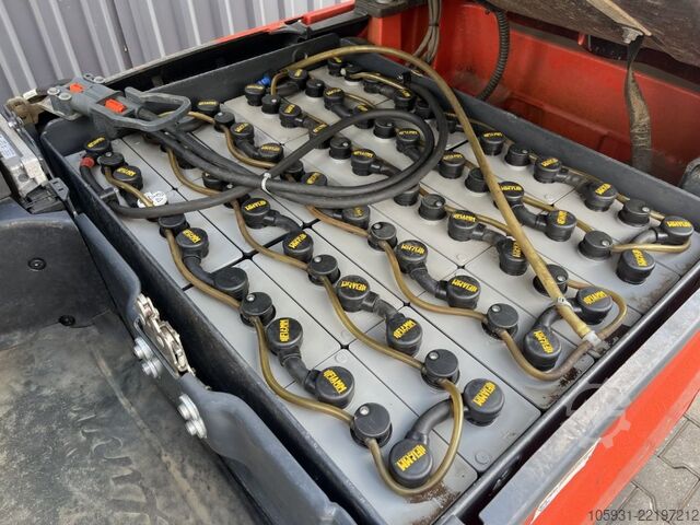 Treibgasstapler Linde E18PH-02