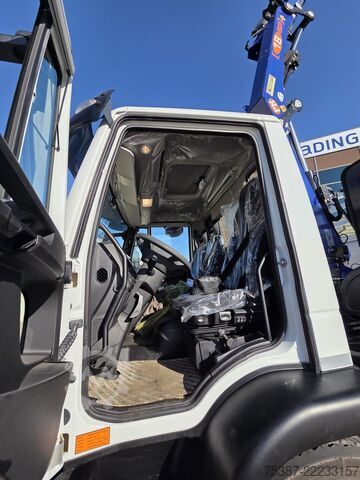 Truck chassis iveco 180e32k