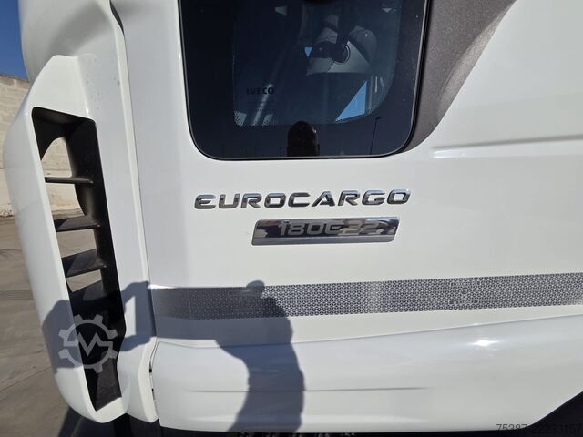 Truck chassis iveco 180e32k