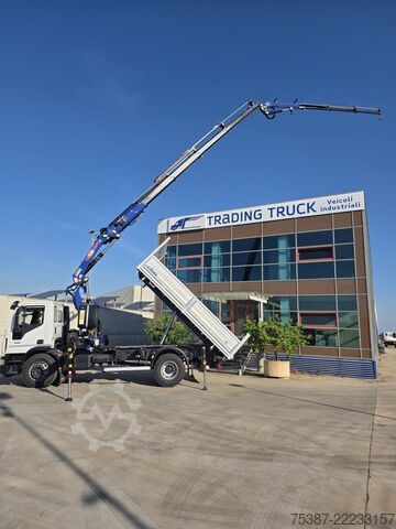 Truck chassis iveco 180e32k