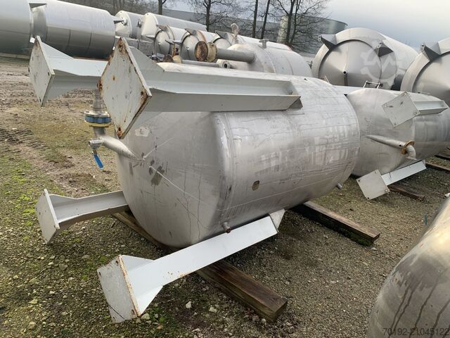 2000 liter open storage tank made of V2A stainless steel  S17007