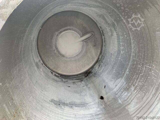 2000 liter open storage tank made of V2A stainless steel S17007