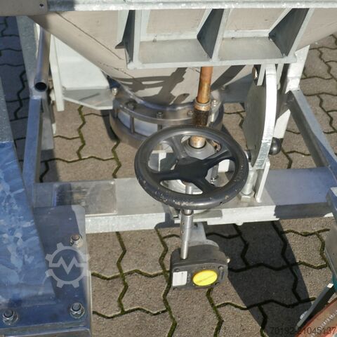 670 Liter fahrbarer Konuscontainer aus V4A Stöcklin 9782