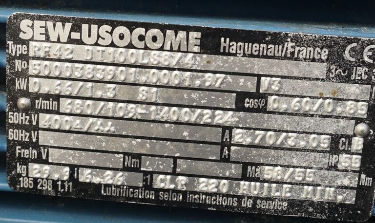 21940 Liter heiz-/ kühlbarer Behälter aus V4A mit Propellerrührwerk ETA K0126