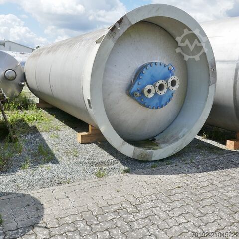 19,000 liter storage tank made of V4A stainless steel with lateral agitator flange Metkon AG K0114