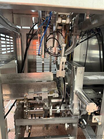 Automatic whole muscle clipper JBT Tipper Tie 4200 N