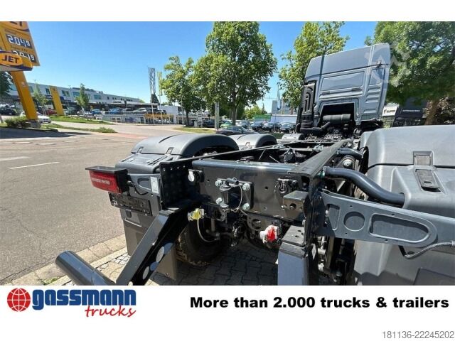Truck chassis MAN TGS 41.520 8x8 BB CH, Hohe Bauart, 6-Sitzer,