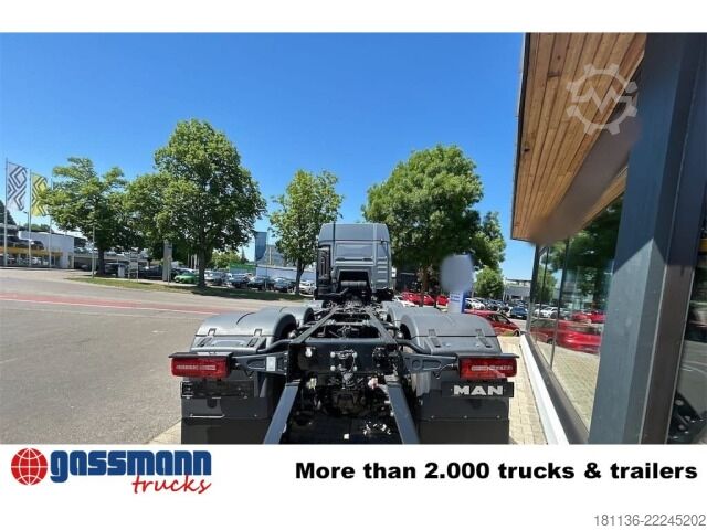 Truck chassis MAN TGS 41.520 8x8 BB CH, Hohe Bauart, 6-Sitzer,
