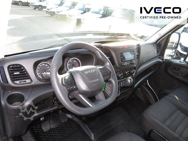 Transporter mit Koffer IVECO Daily 35C16 Koffer/LBW Klima, Zwillingsreifen