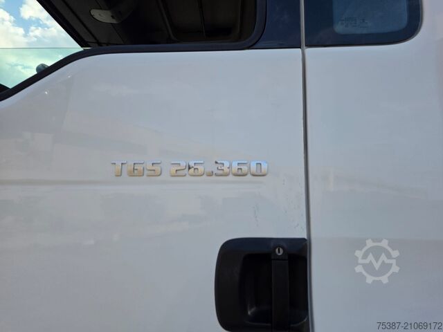LKW-Fahrgestell MAN TGS 26.360