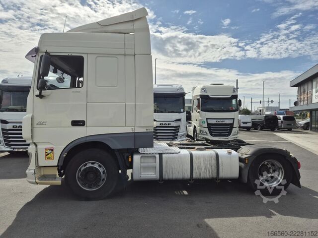 Standard-Traktor DAF XF 460 FT SPACE CAB