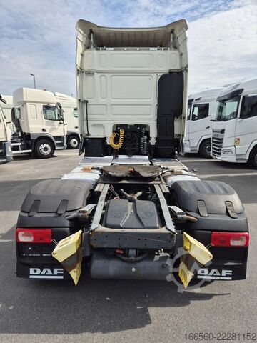 Standard-Traktor DAF XF 460 FT SPACE CAB