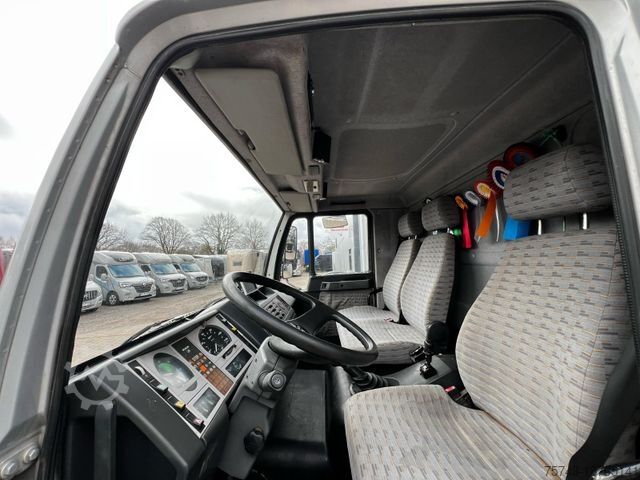 Viehtransporter MAN L2000 3-4 Pferde