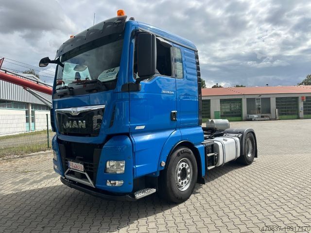 Standard SZM MAN TGX 18.520 / 2 x Kreis Hydraulik