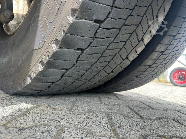 Standard SZM MAN TGX 18.520 / 2 x Kreis Hydraulik