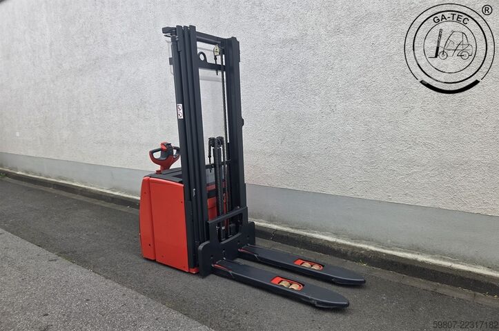 Hochhubwagen Linde L14
