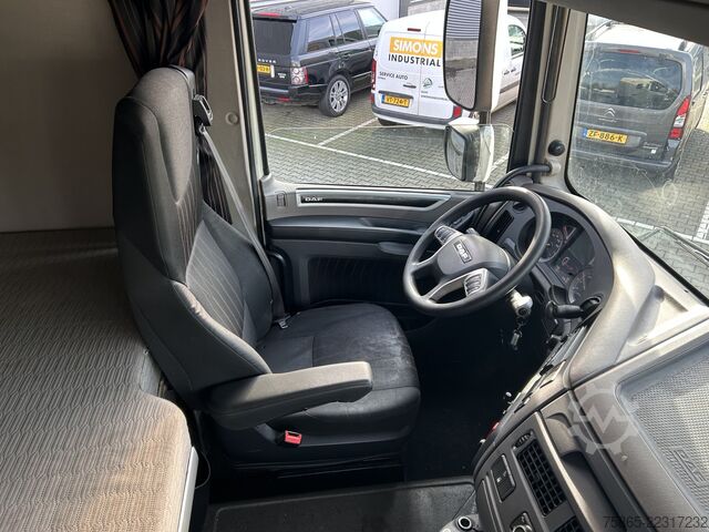 Standard-SZM DAF XF 450 FT Space Cab / 593 dkm / Skirts / MX Bra...