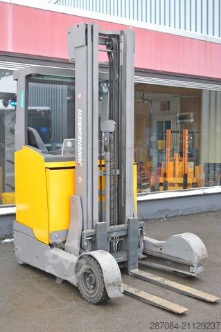Schubmaststapler Jungheinrich ETV C16