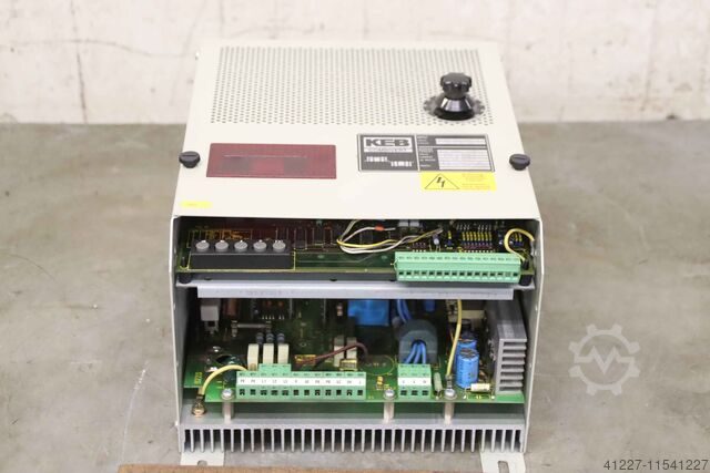 Frequenzumrichter 4 kW KEB Combivert 12.56.200-A349 92280163/053049
