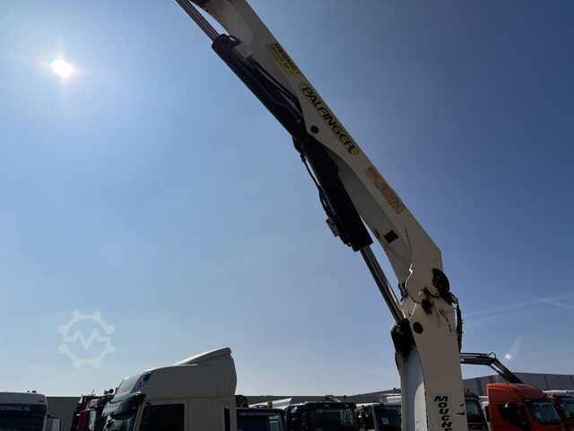 Tipper with crane Renault Midlum 220 + PALFINGER PK 6001 + tipper + remot...