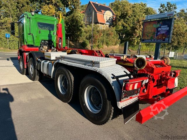 Roll-off tipper truck MERCEDES-BENZ Arocs 4246 8x4 Abrollkipper Schub/Knickhaken AHK