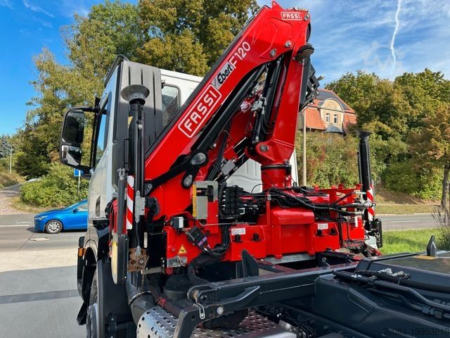 Kipper LKW IVECO X -WAY AD 200 4x2 Kran 19m FUNK Meiller Kipper