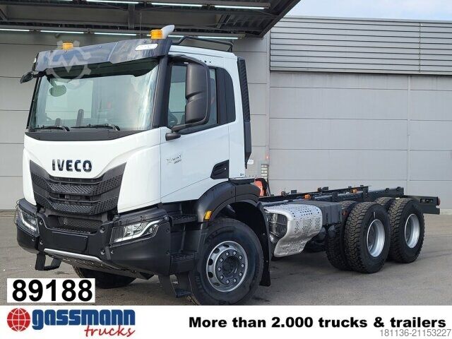 LKW-Fahrgestell Iveco X-Way AD300X46Z 6x4, Retarder, Navi