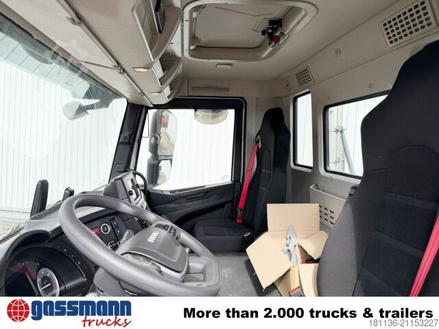 LKW-Fahrgestell Iveco X-Way AD300X46Z 6x4, Retarder, Navi