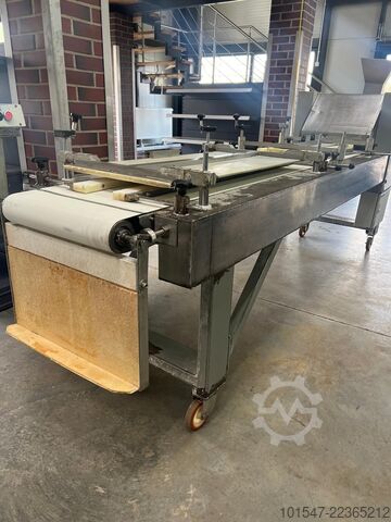 Brotlängswirkmaschine Benier B0-95 E