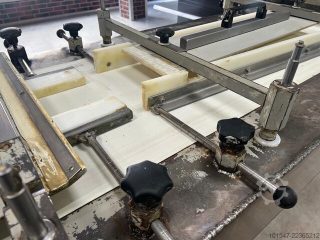 Brotlängswirkmaschine Benier B0-95 E