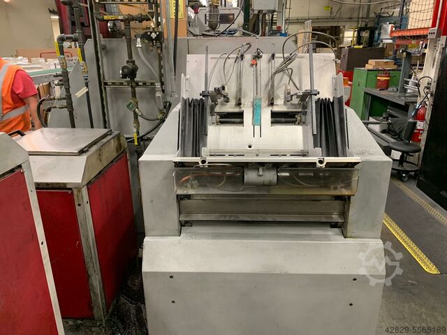 Multiple clamp perfect binder gatherer MĂśLLER MARTINI Corona C 12