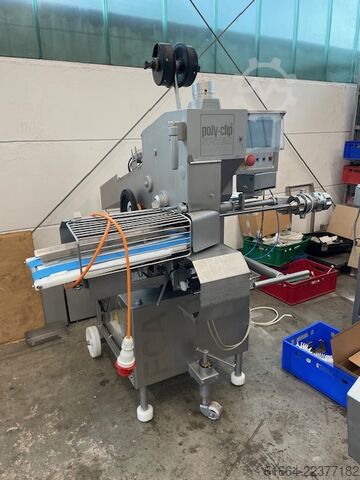 Fleischverarbeitungsmaschine Poly-Clip 3430