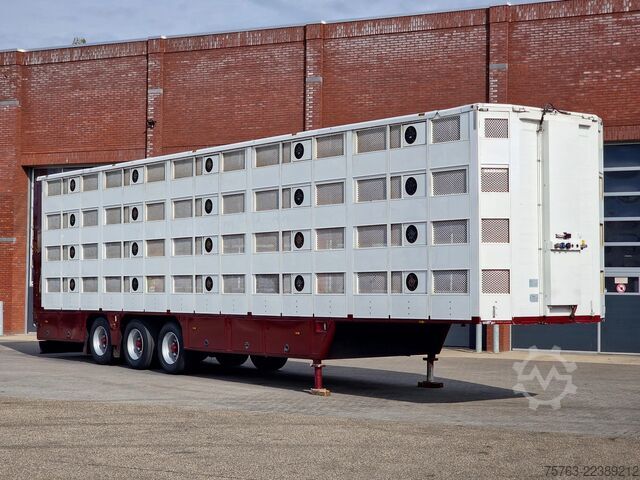 Cattle transport CUPPERS 4 stock - new TUV - type 2 - lifting floors - l...