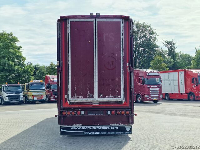 Cattle transport CUPPERS 4 stock - new TUV - type 2 - lifting floors - l...