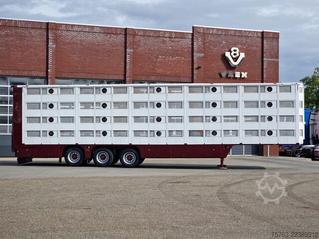 Cattle transport CUPPERS 4 stock - new TUV - type 2 - lifting floors - l...