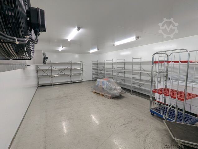 Cold storage room 50 sqm with 2 refrigeration units NARR Kühlraum RIVACOLD
