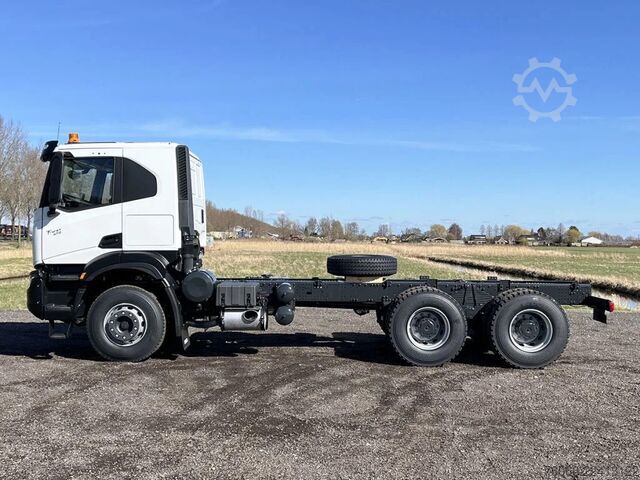 Fahrgestell mit Fahrerhaus Iveco T-Way AT380T47H-4200 Chassis Cabin (5 units)