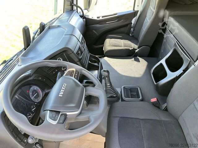 Fahrgestell mit Fahrerhaus Iveco T-Way AT380T47H-4200 Chassis Cabin (5 units)