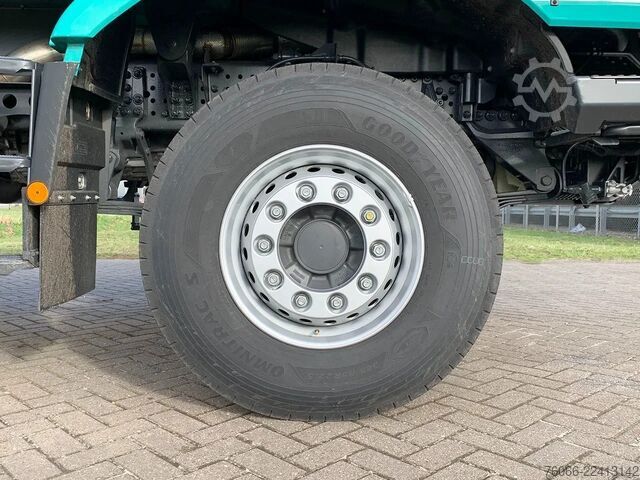Standard-SZM Mercedes-Benz Zetros 2045-S Tractor Head