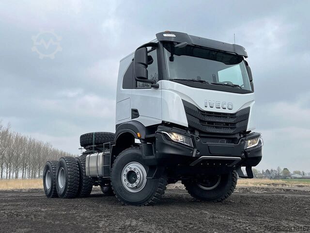 Standard-SZM Iveco T-Way AT720T47WTH Tractor Head (9 units)