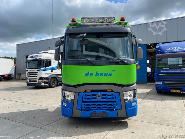 Standard tractor Renault T440 Comfort / Automatic / PTO