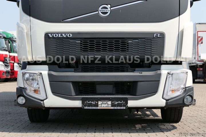 Box truck VOLVO FL 240 Pritsche Plane Org 145000 km  LBW Euro 6