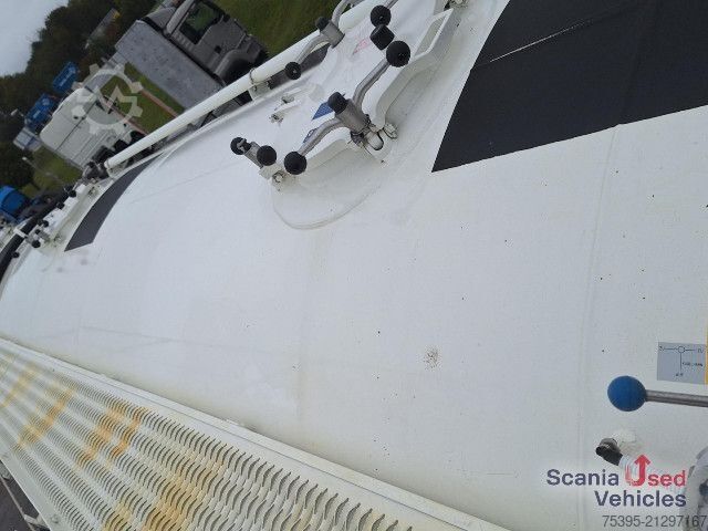 Tankauflieger Kässbohrer Lebensmitteltank Kippbar SSK 40XS Neuwertig !!