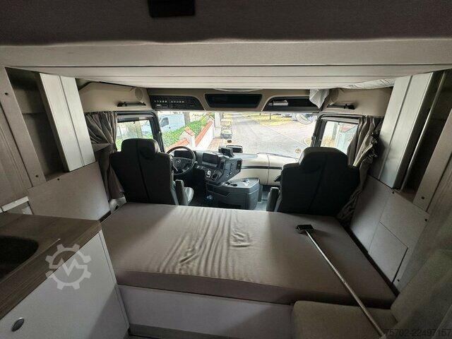 Van Mercedes-Benz Actros 2651 STX AKX 9 Pferde Automatik, WoMo